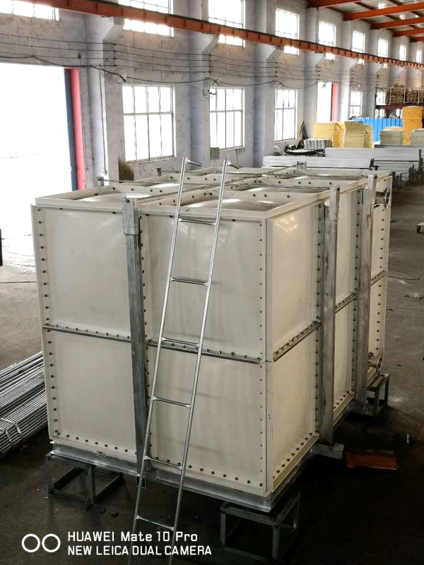 怎么解決玻璃鋼水箱漏水問題?